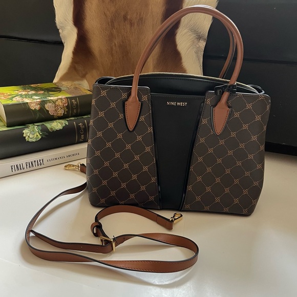 Nine West dark & light brown leather handbag with removeable adjustable straps - Picture 13 of 16